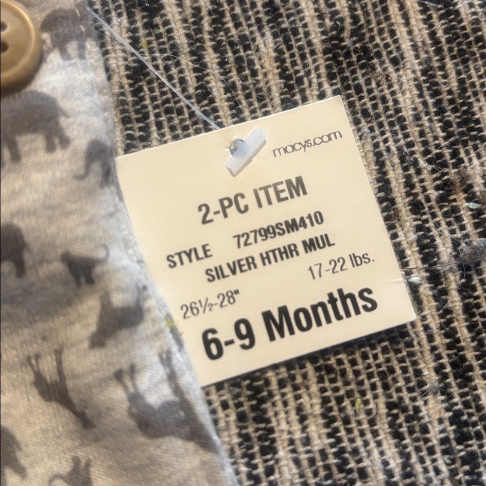 FIRST IMPRESSIONS Baby two piece, hippo bibs, 6 to 9 months - Picture 5 of 5